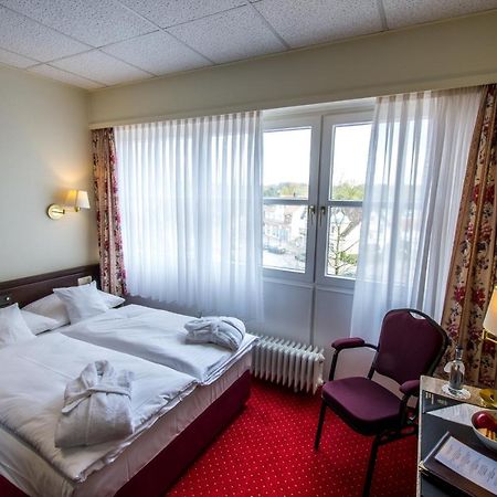 Sachsenwald Hotel Reinbek Δωμάτιο φωτογραφία