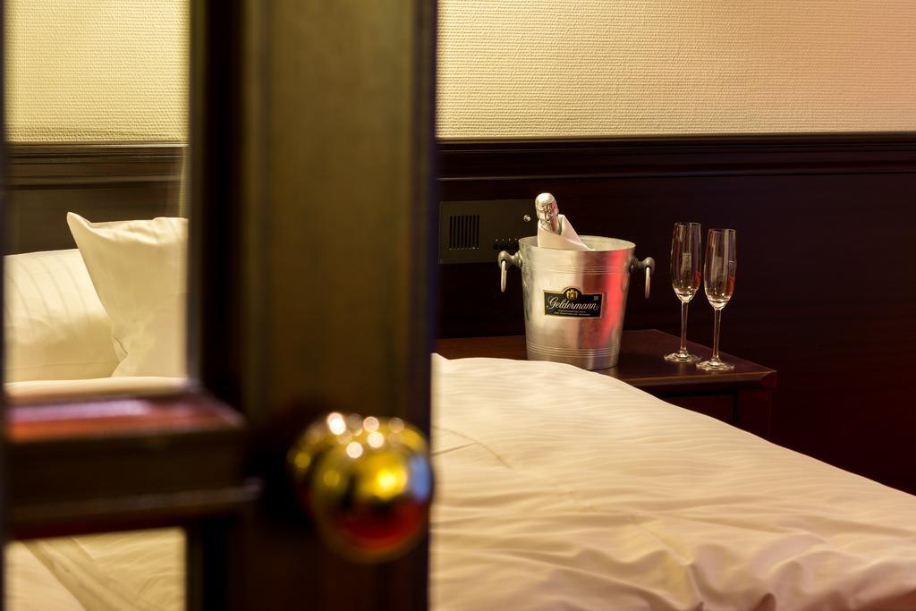 Sachsenwald Hotel Reinbek Εξωτερικό φωτογραφία